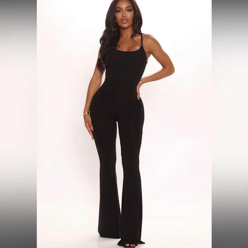 FASHION NOVA JUMPSUIT